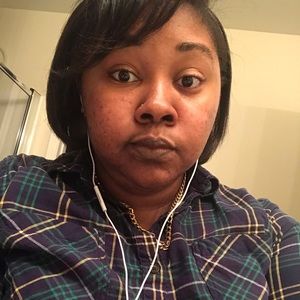 Meet your Posher, Comesha